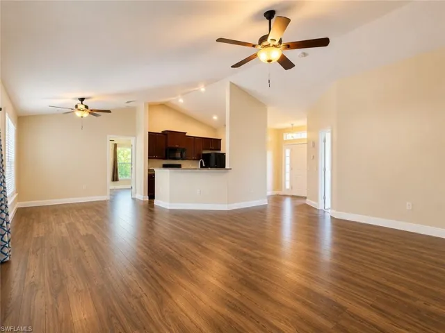 2600 Nw 1st Pl, Cape Coral, Florida 33993