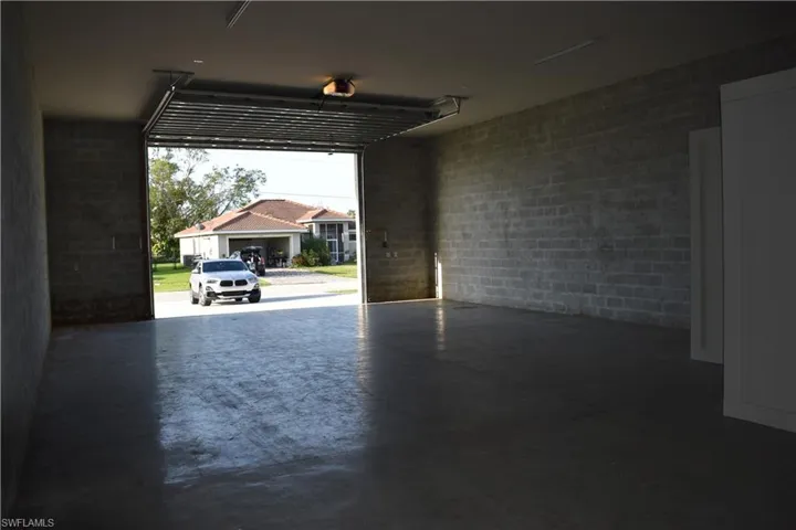 1217 SW 13th TER, CAPE CORAL FL 33991