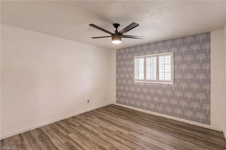 602  105th N AVE, Naples, FL 34108
