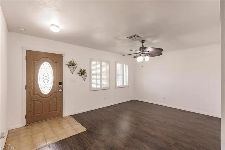602  105th N AVE, Naples, FL 34108