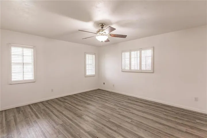 602  105th N AVE, Naples, FL 34108