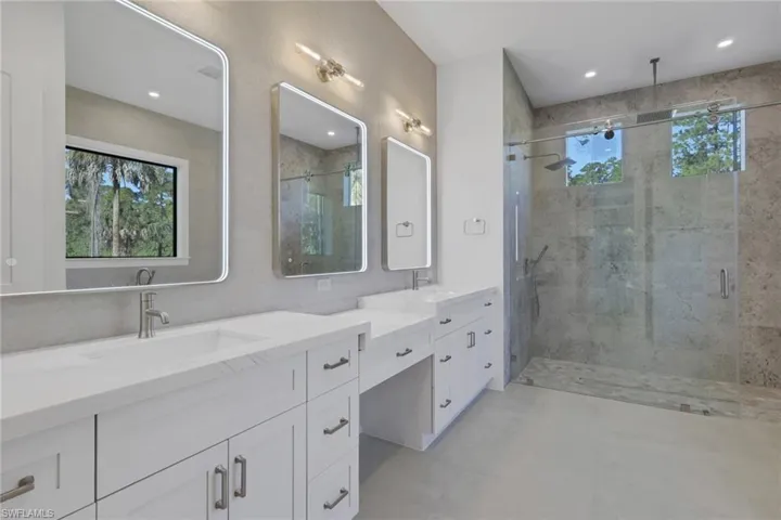 1618 19th St Sw, Naples, Florida 34117