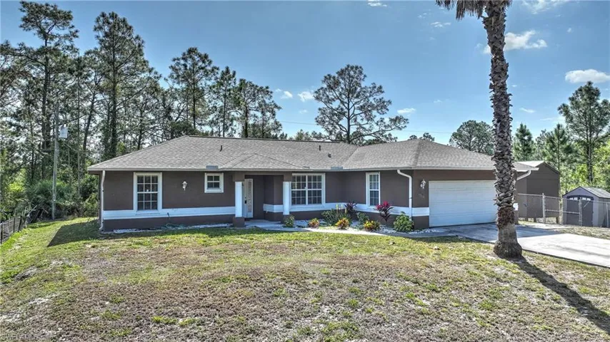 1708 Hibiscus Ave, Lehigh Acres, Florida 33972