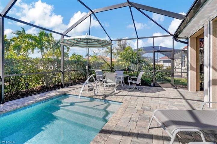 2923  Sunset Pointe  CIR, Cape Coral, FL 33914