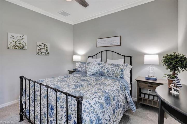 2923  Sunset Pointe  CIR, Cape Coral, FL 33914