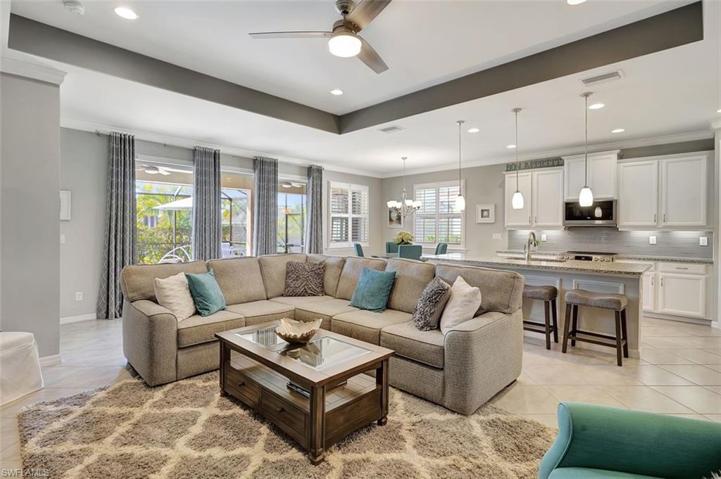 2923  Sunset Pointe  CIR, Cape Coral, FL 33914