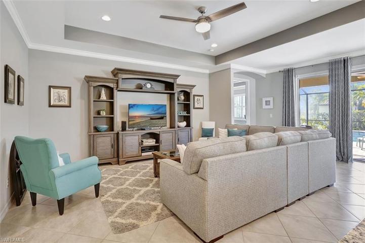 2923  Sunset Pointe  CIR, Cape Coral, FL 33914