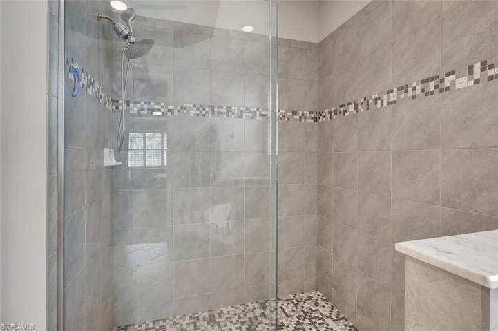 2923  Sunset Pointe  CIR, Cape Coral, FL 33914