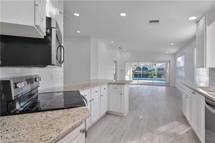 4768  San Carlo  CT, Naples, FL 34109