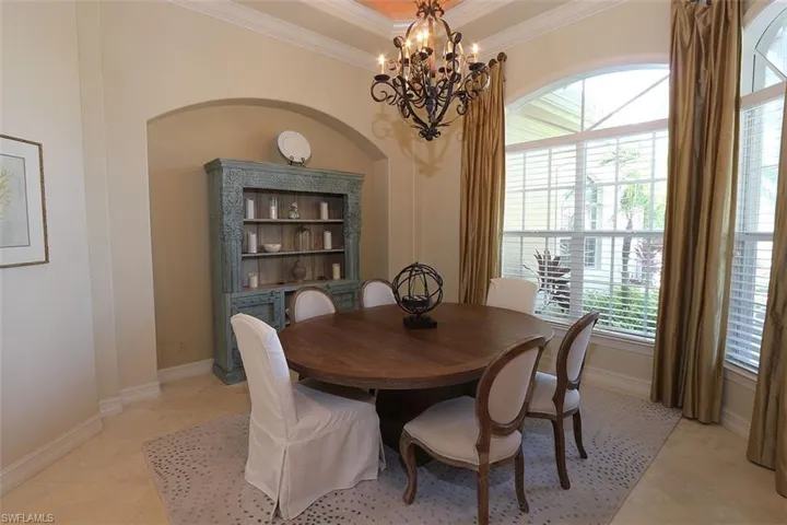 1824 Crayton Rd, Naples, Florida 34102