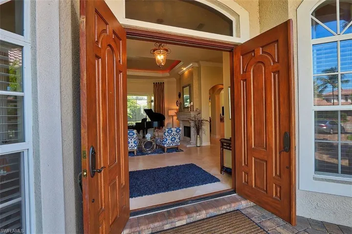 1824 Crayton Rd, Naples, Florida 34102