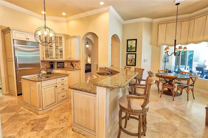 1824 Crayton Rd, Naples, Florida 34102