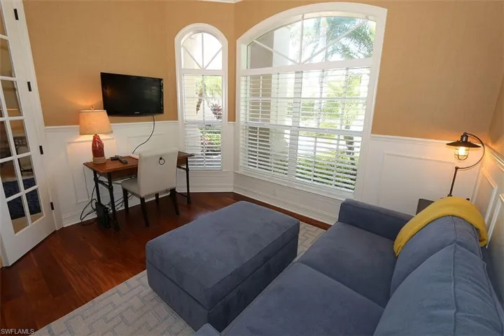 1824 Crayton Rd, Naples, Florida 34102