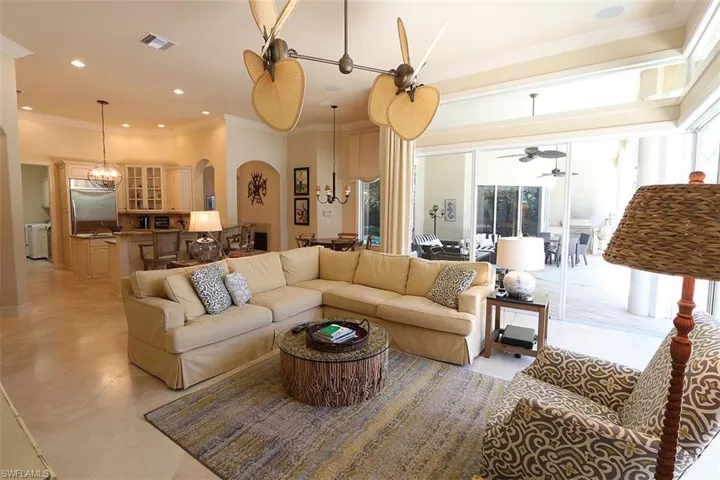 1824 Crayton Rd, Naples, Florida 34102