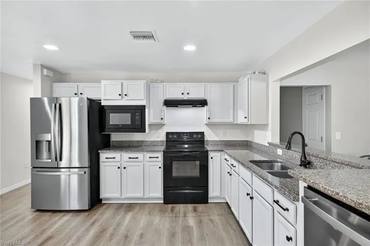 10970  Glenhurst  ST, Fort Myers, FL 33913