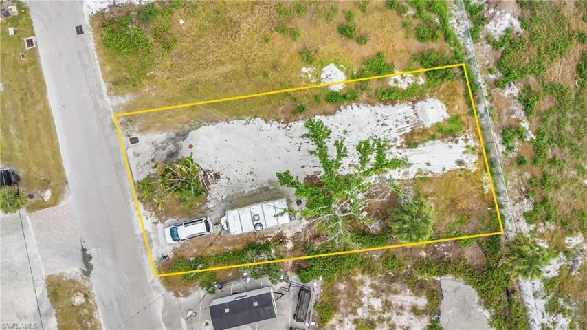 Aerial view of property's location with property parcel outlined