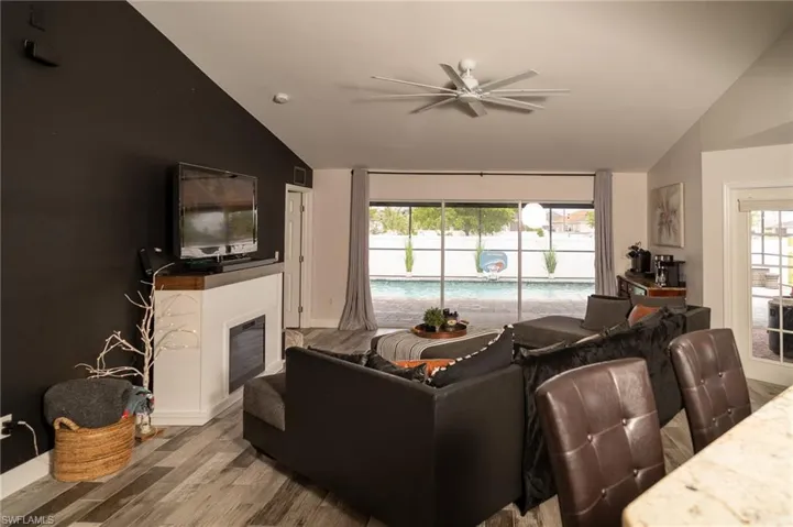 1319 Nw 15th Pl, Cape Coral, Florida 33993