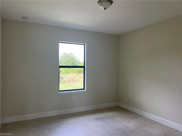 15 W 9th  ST, Lehigh Acres, FL 33972