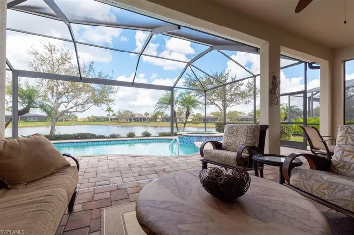 Beautiful view / PICTURE WINDOW SCREEN