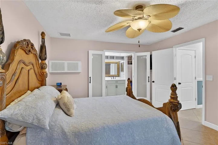 17313 Birchwood Ln, Fort Myers, Florida 33908