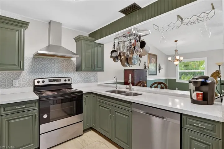 17313 Birchwood Ln, Fort Myers, Florida 33908