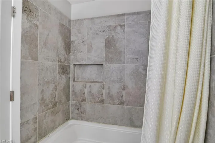 17313 Birchwood Ln, Fort Myers, Florida 33908