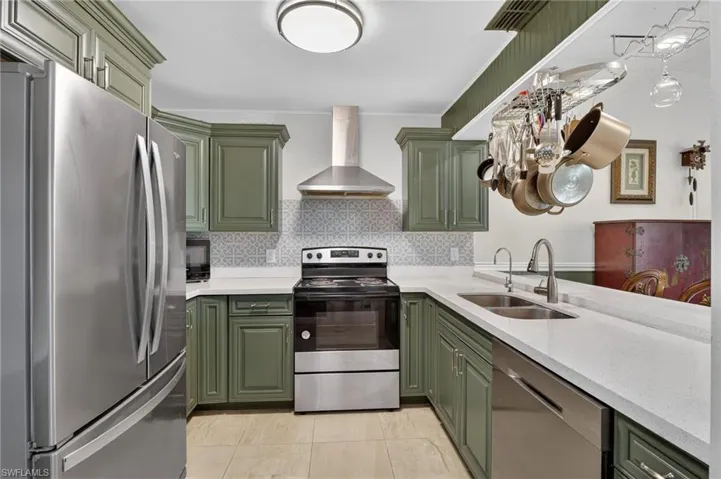 17313 Birchwood Ln, Fort Myers, Florida 33908