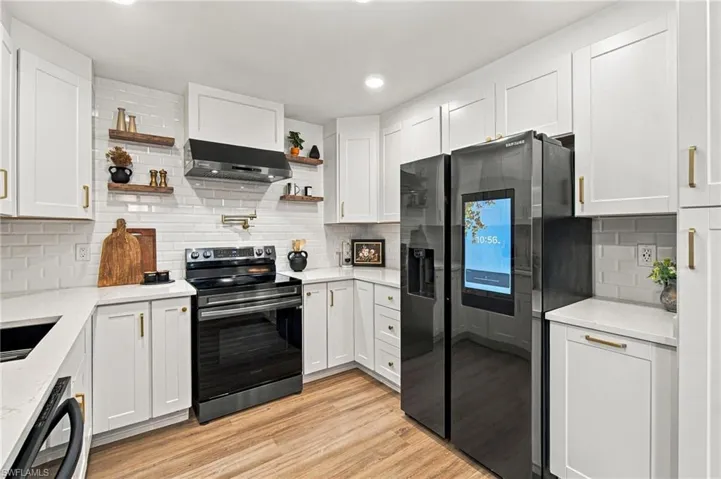 10208 Shade Tree Ct, Bonita Springs, Florida 34135