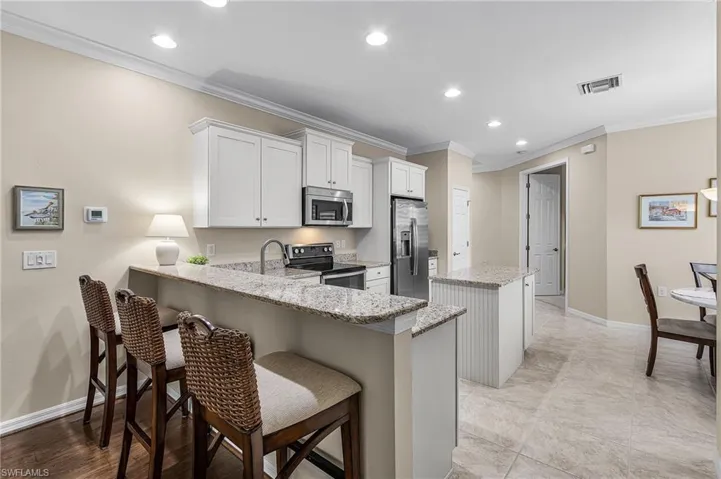 10706  Cetrella  DR, Fort Myers, FL 33913