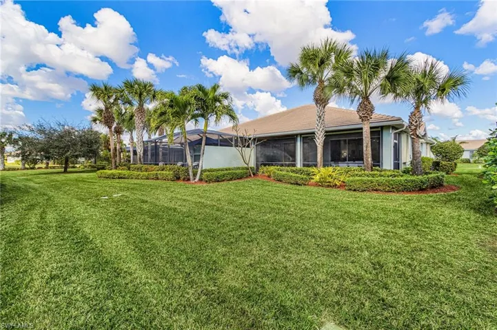 10706  Cetrella  DR, Fort Myers, FL 33913
