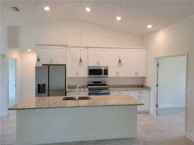 109 plainview ST, LEHIGH ACRES FL 33974
