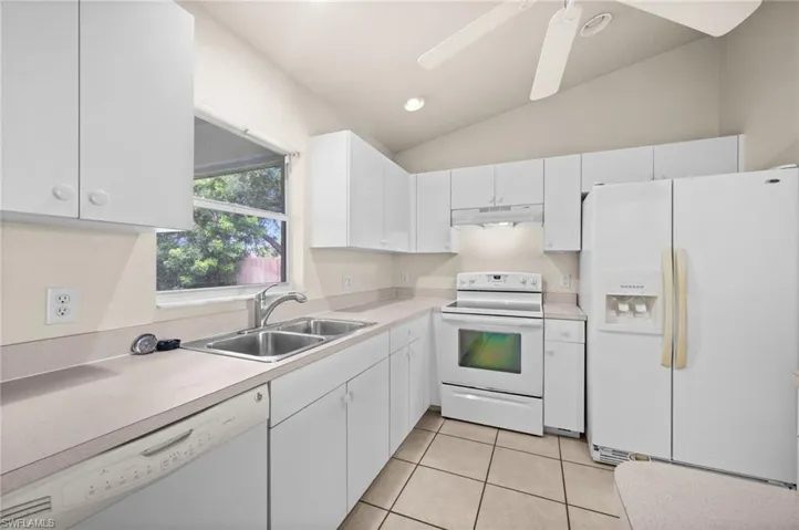 1417 Ne 3rd Ter, Cape Coral, Florida 33909