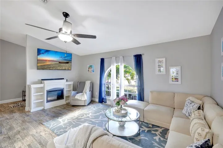 314 Se 19th St, Cape Coral, Florida 33990