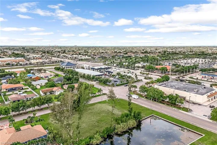 119 Aviation Pkwy, Cape Coral, Florida 33904