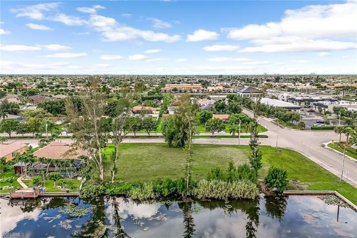 119 Aviation Pkwy, Cape Coral, Florida 33904