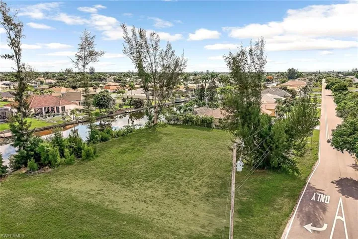 119 Aviation Pkwy, Cape Coral, Florida 33904