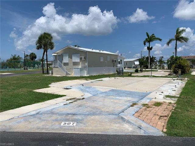 Large Corner lot