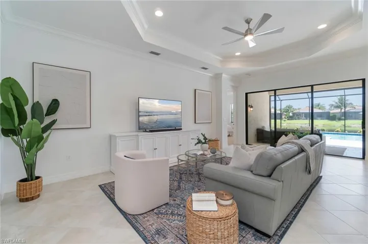 4063  Aspen Chase  DR, Naples, FL 34119