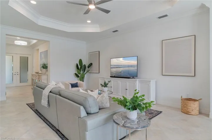 4063  Aspen Chase  DR, Naples, FL 34119