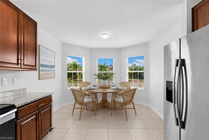 722 Hadley Pl W, Naples, Florida 34104