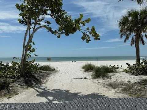 Beach access coconut VIRTUALLY EDITED