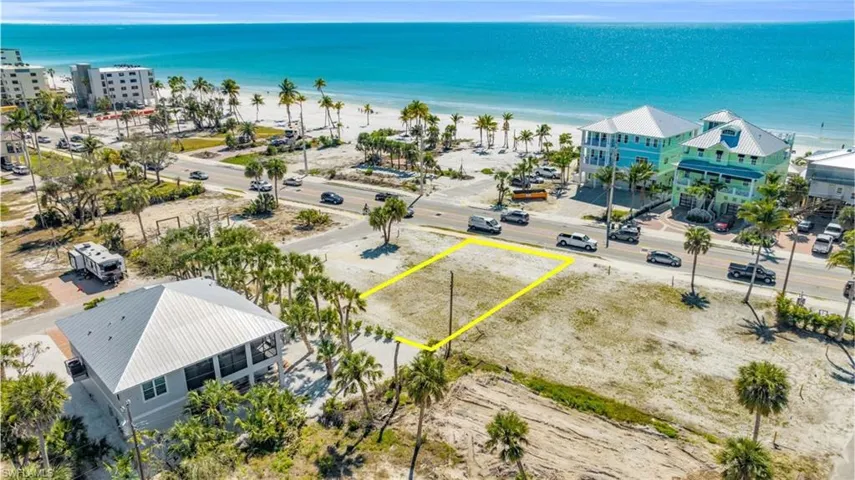 Beach access from Coconut and Hercules VIRTUALLY EDITED