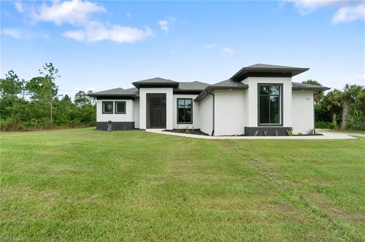 1341  16th NE ST, Naples, FL 34120