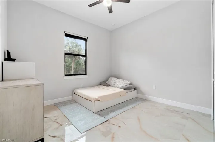 1341  16th NE ST, Naples, FL 34120