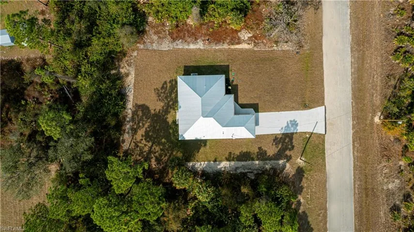 Aerial view of property and surrounding area