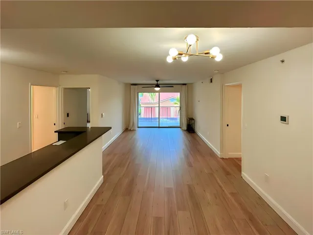 1835  Florida Club  CIR, Naples, FL 34112