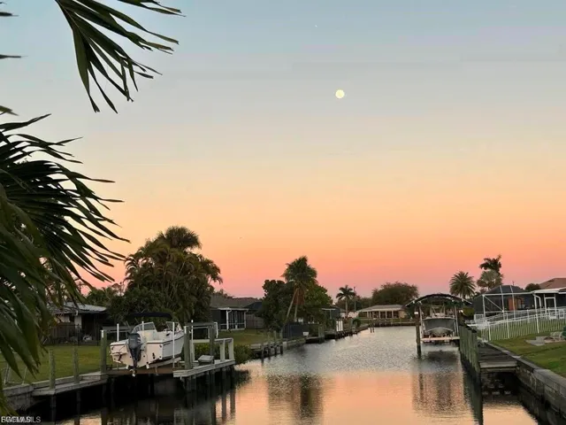 4638 Vinsetta Ave, North Fort Myers, Florida 33903