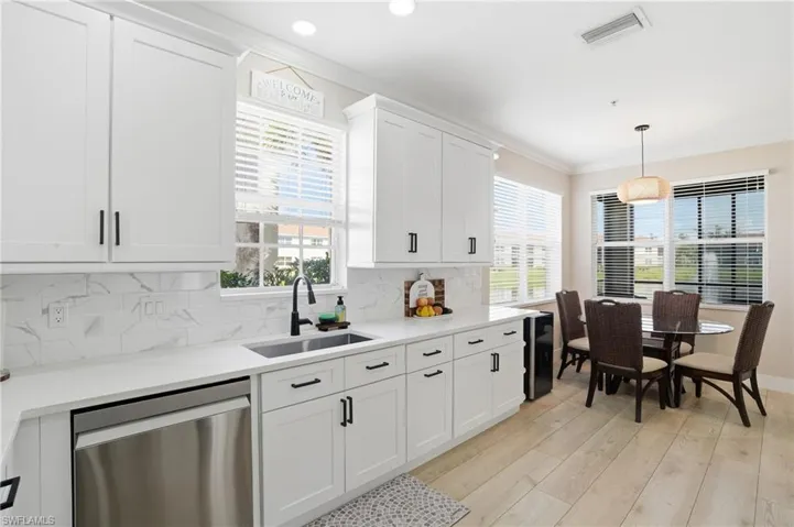 18921 Bay Woods Lake Dr 101, Fort Myers, Florida 33908