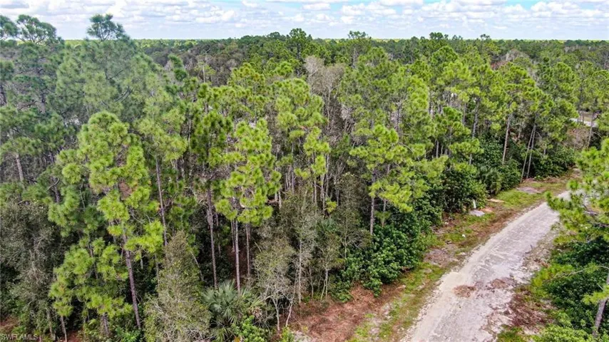 511 Ladd St, Lehigh Acres, Florida 33974