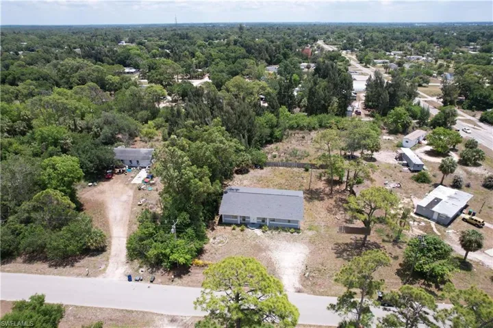7823 Marx Dr, North Fort Myers, Florida 33917